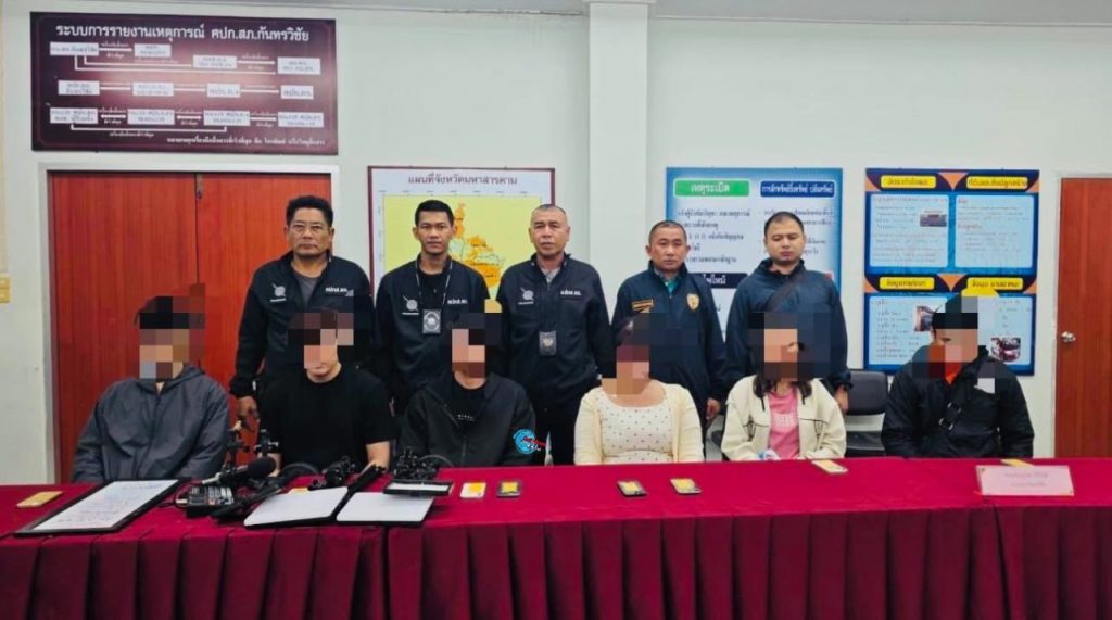 警方突袭破获网络赌博团伙！抓获6人 月流水达数百万 缴获8部手机-白菜网社区