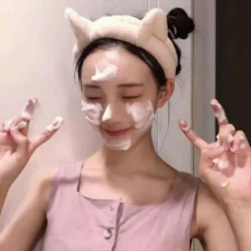 一个达不溜的头像-白菜网社区