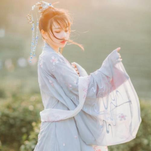 唯美花之葬的头像-白菜网社区