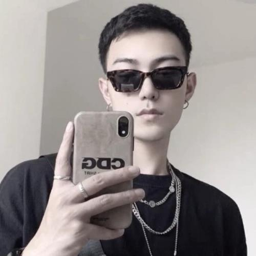 碎时光与少年﹌的头像-白菜网社区